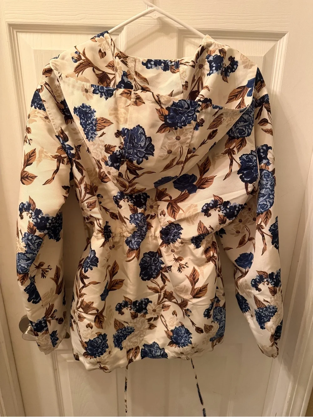 Sz - XS Tory Burch Cream Floral Zip-Front Anorak with Blue Flowers